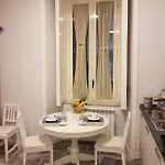 61 Piazza Cavour 4*