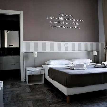 61 Piazza Cavour Maison d'hôtes Naples